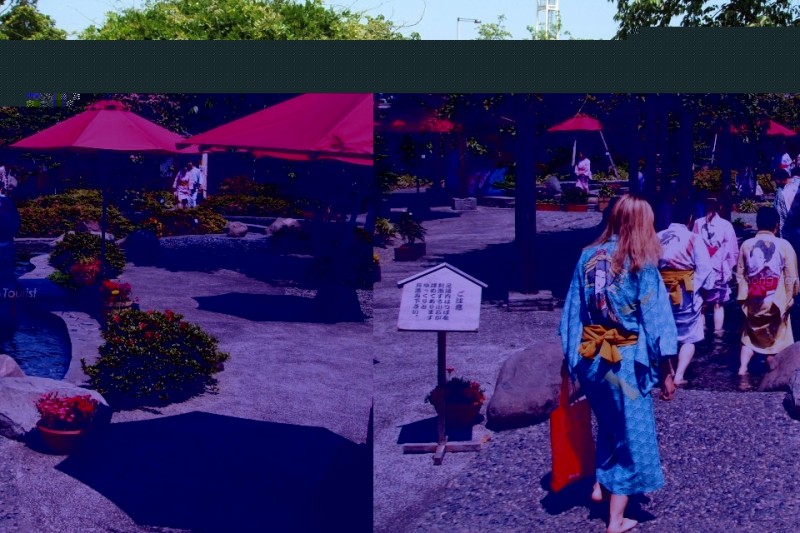 Yukata là phục trang được mặc khi onsen 
