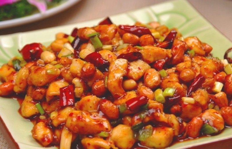 ga-nguoi-nuoc-sot-cay