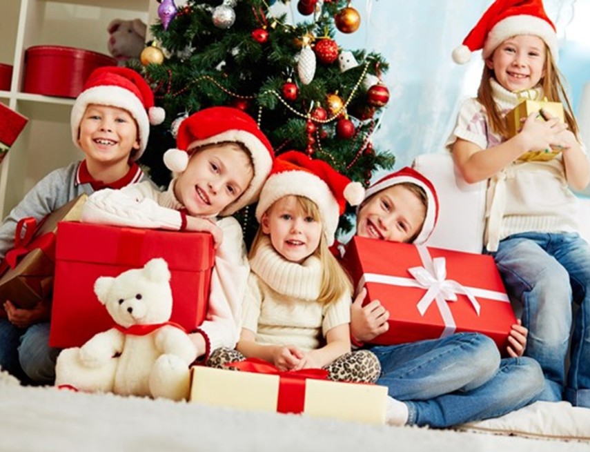 Gợi Ý 10+ Trò Chơi Noel Thú Vị Giúp Gắn Kết Các Thành Viên