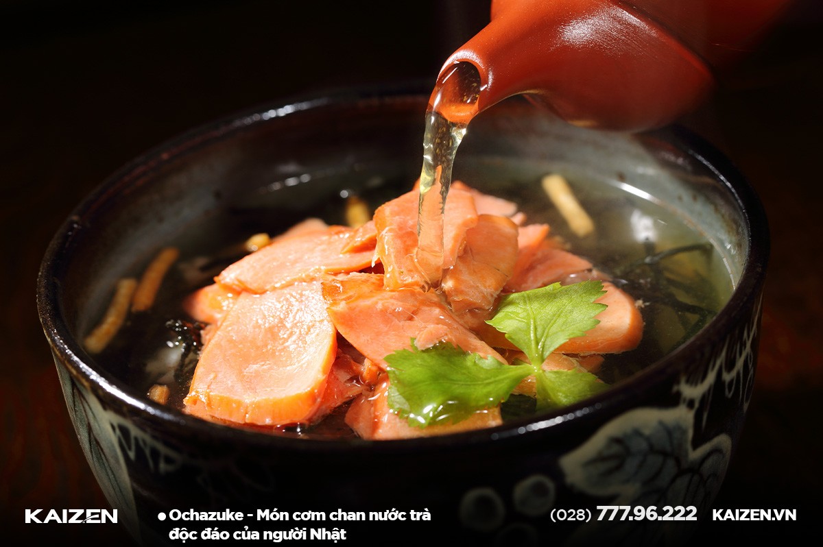 Ochazuke - Món Cơm Chan Nước Trà Độc Đáo Của Người Nhật
