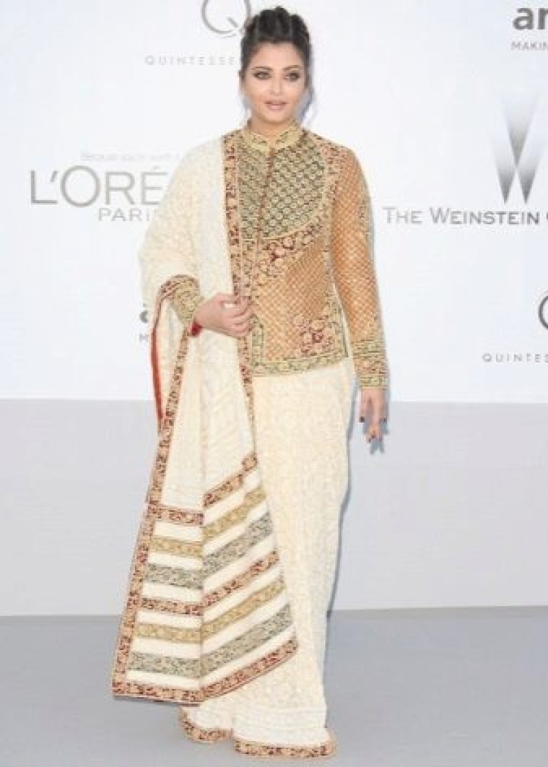  Thiên đường Aishwarya trong một sari 2012