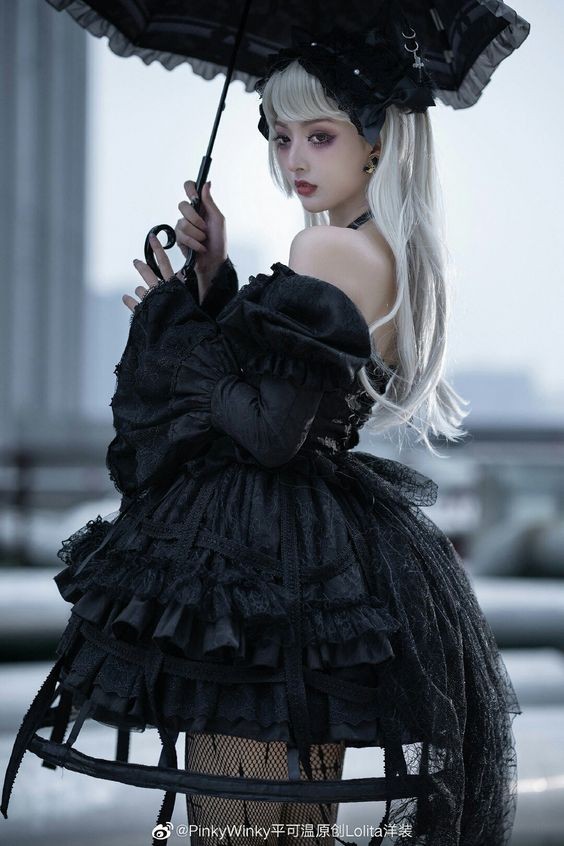 Tìm Hiểu Về Những Phong Cách Thời Trang Của Lolita