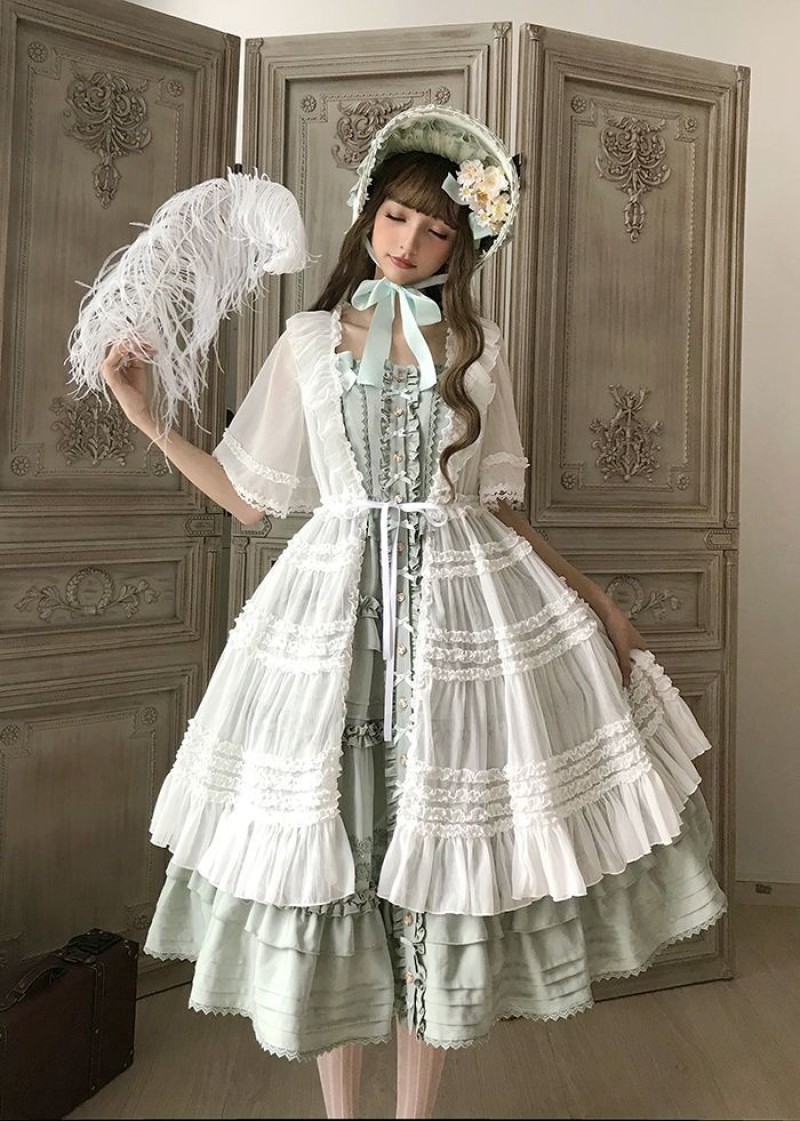 Lolita là gì? Các phong cách lolita phổ biến