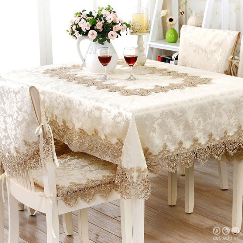 Nội thất trang trí vải ren rất sang trọng, tinh tế