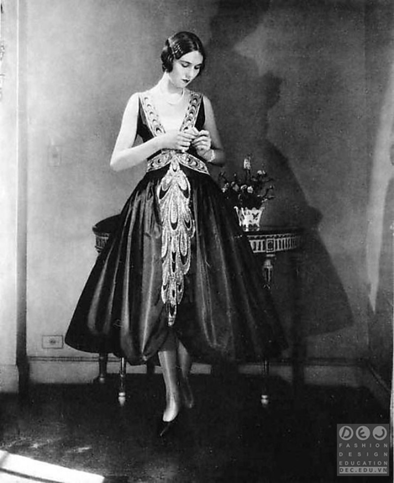 Các thiết kế Robe De Style đã làm nên tên tuổi của Jeanne Lavin