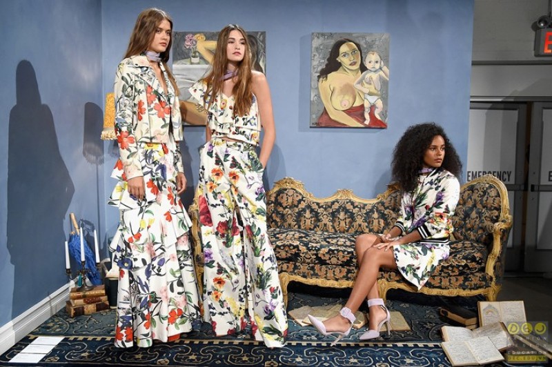 Thiết kế đến từ thương hiệu Alice + Olivia