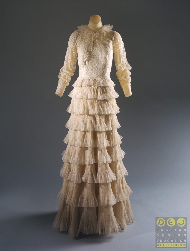 Evening ensemble 1936  - Gabrielle Coco Chanel