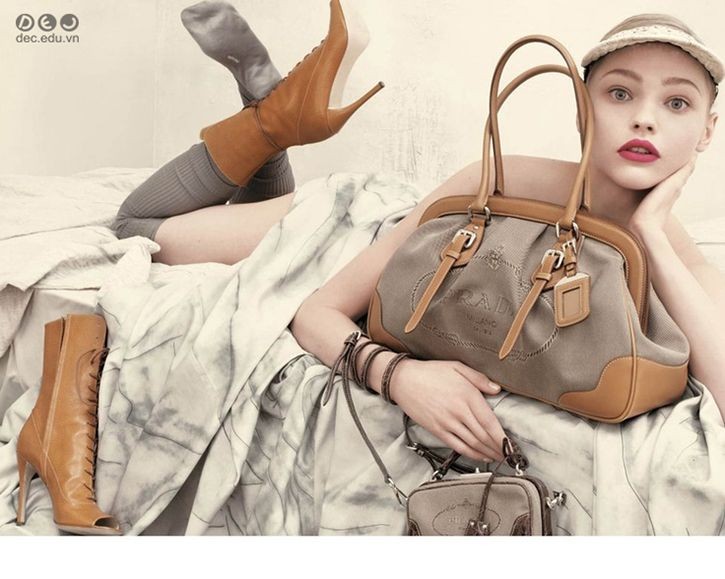 Tìm Hiểu Thương Hiệu Thời Trang Nổi Tiếng Prada