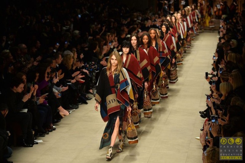 Burberry thu đông năm 2014