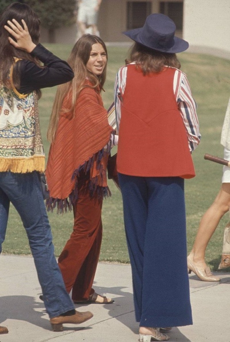 dinh-hinh-phong-cach-thoi-trang-hippie-3
