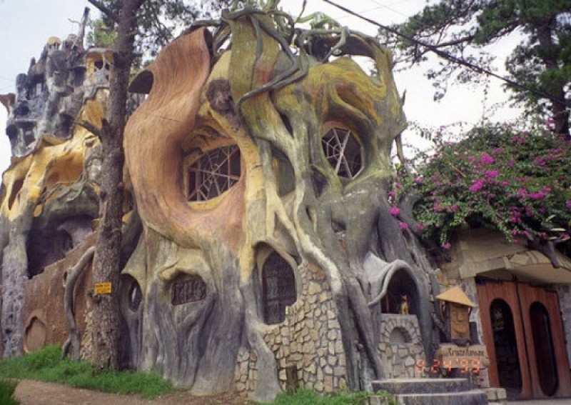 nghe-thuat-ben-ngoai-outsider-art-la-gi
