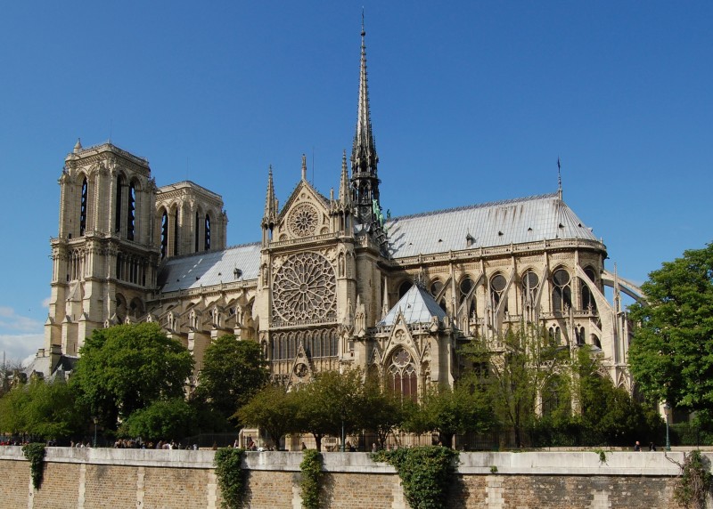 kien-truc-gothic-la-gi
