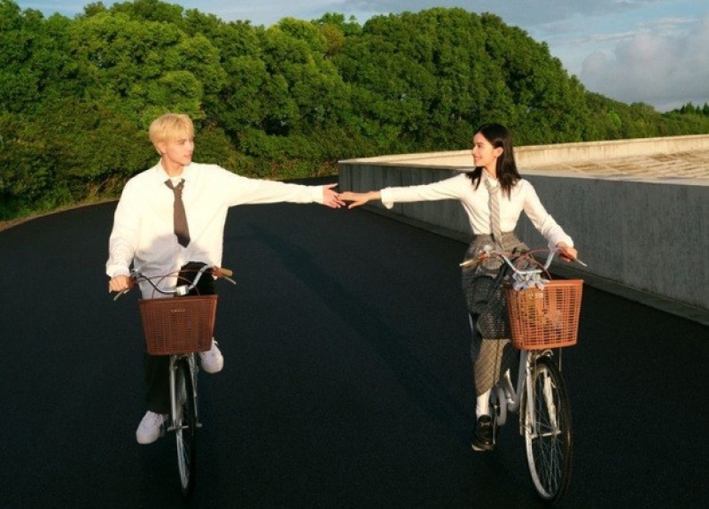 Bộ phim gây sốt Chiếc Bật Lửa Và Váy Công Chúa: Trần Phi Vũ - Trương Tịnh Nghi khiến khán giả không thể rời mắt - Ảnh 3.
