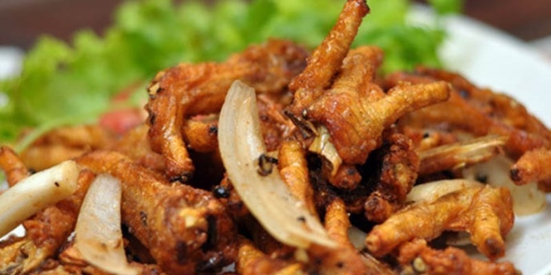 món ăn độc lạ ở sài gòn-Chân gà quái thú
