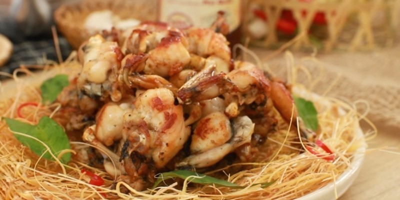 món ăn độc lạ ở sài gòn-Ếch núp lùm - ếch chiên rơm