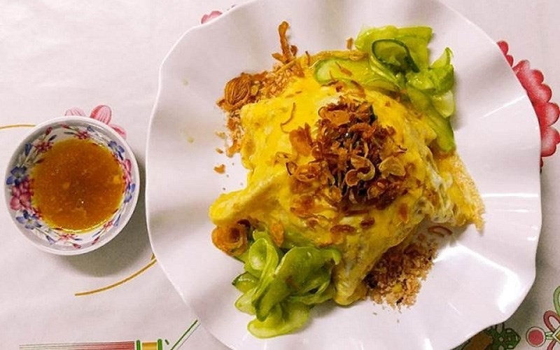 món ăn độc lạ ở sài gòn-Cơm gà trùm mền