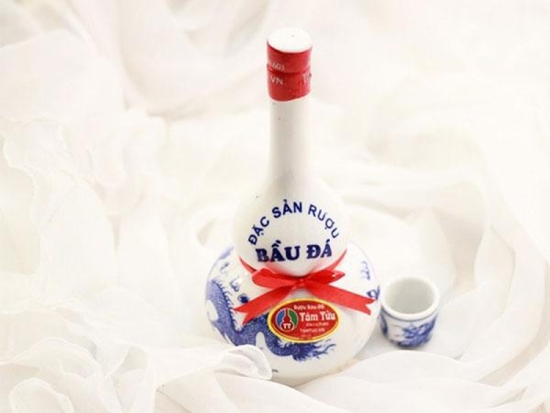Rượu Bàu đá