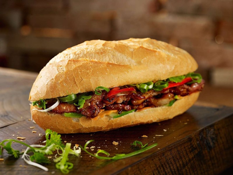 món ăn ngon sài gòn-bánh mì