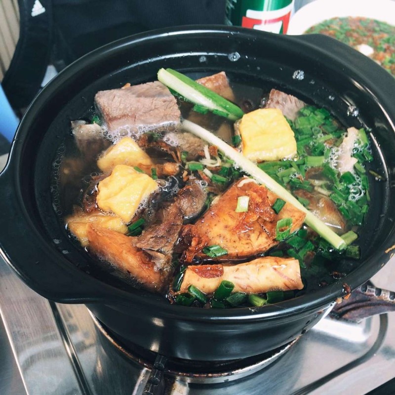 món ăn ngon sài gòn-lẩu dê