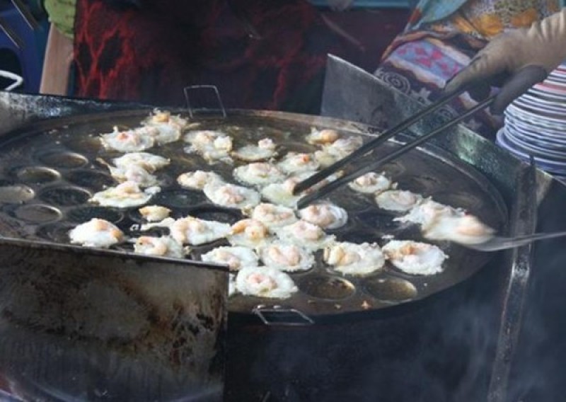 Bánh khọt mang hương vị rất riêng của miền biển Vũng Tàu (Ảnh ST)