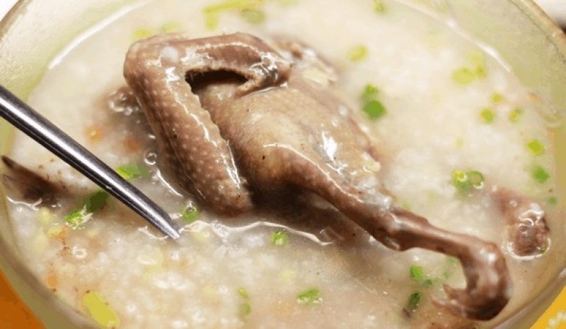Hình ảnh món cháo chim bồ câu (Ảnh ST)