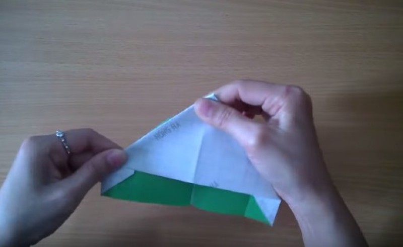 Cách xếp con bướm giấy theo phong cách origami