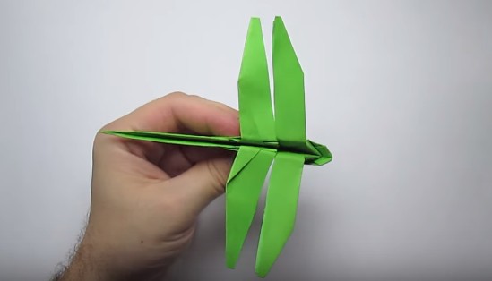 Cách Gấp Con Chuồn Chuồn Bằng Giấy Theo Phong Cách Origami