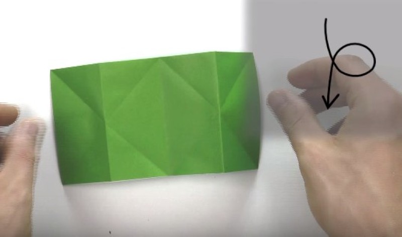 Cách gấp con ếch nhảy xa