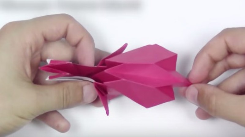 Cách gấp con gà trống