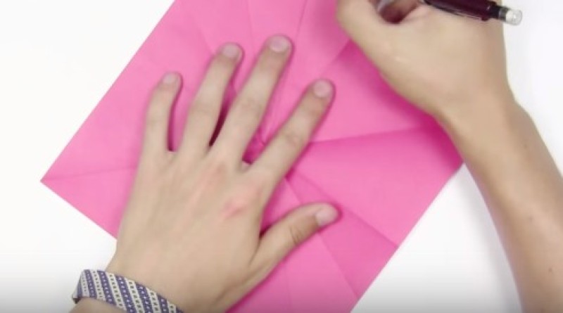 Cách gấp con gà trống