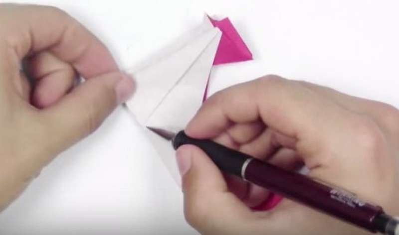 Cách gấp con gà trống