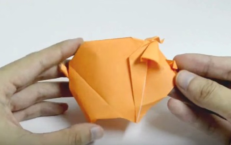 Cách gấp con heo