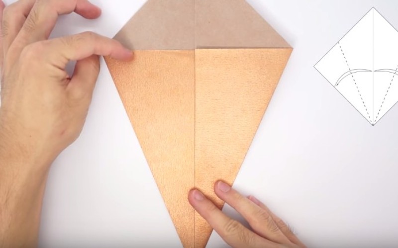 Cách gấp con ngựa Origami bằng giấy