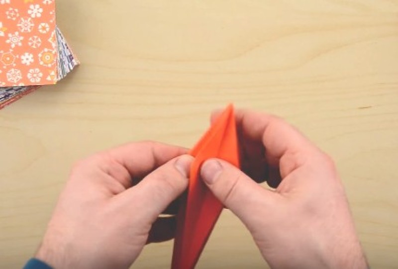 Cách gấp con nhện bằng giấy
