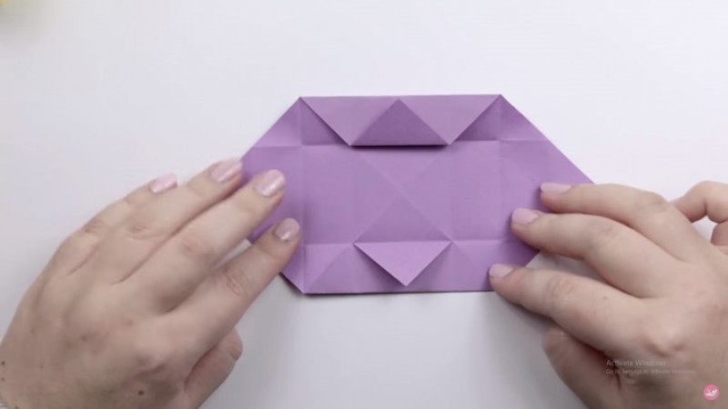 cách gấp hộp giấy-Bước 2