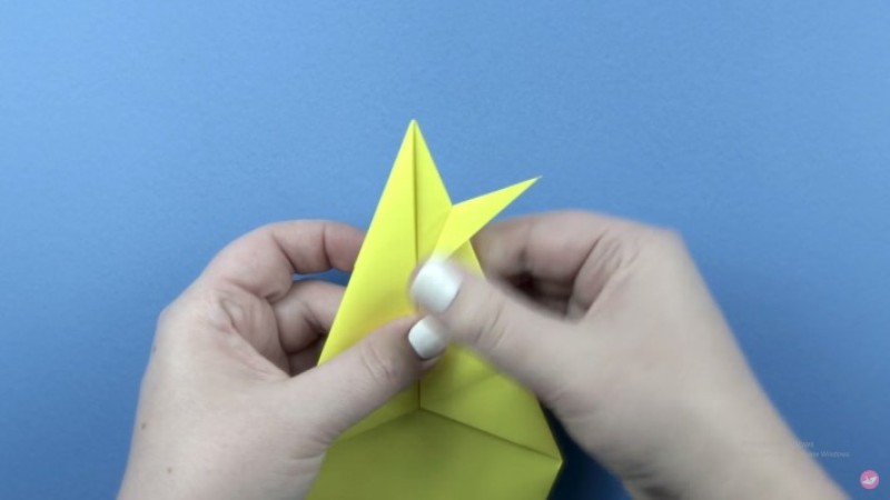 Cách gấp pikachu-Bước 5