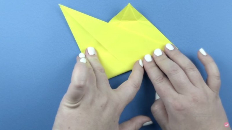Cách gấp pikachu-Bước 6
