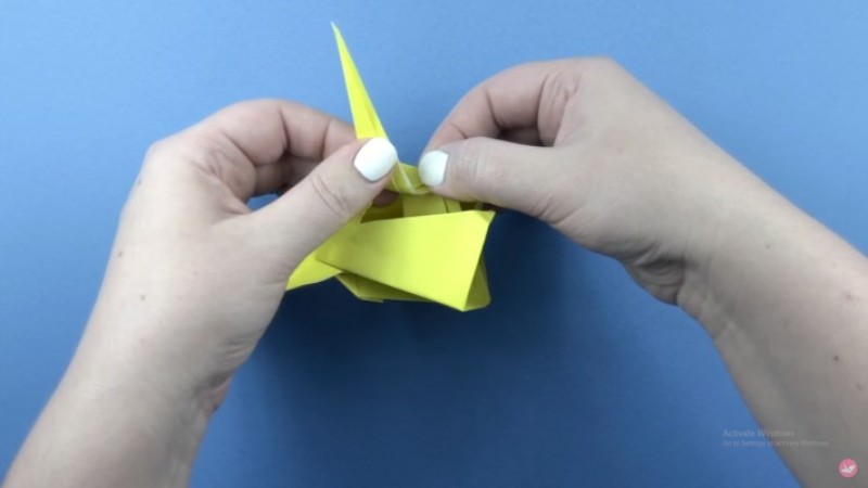 Cách gấp pikachu-Bước 7