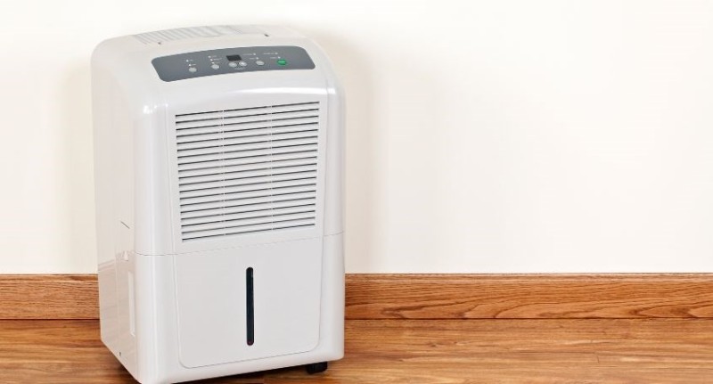 Sử dụng máy hút ẩm cho tủ quần áo