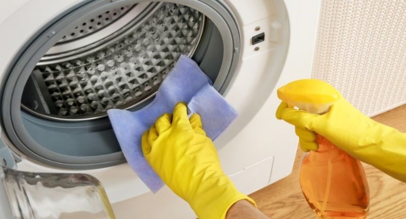 Vệ sinh máy giặt thường xuyên