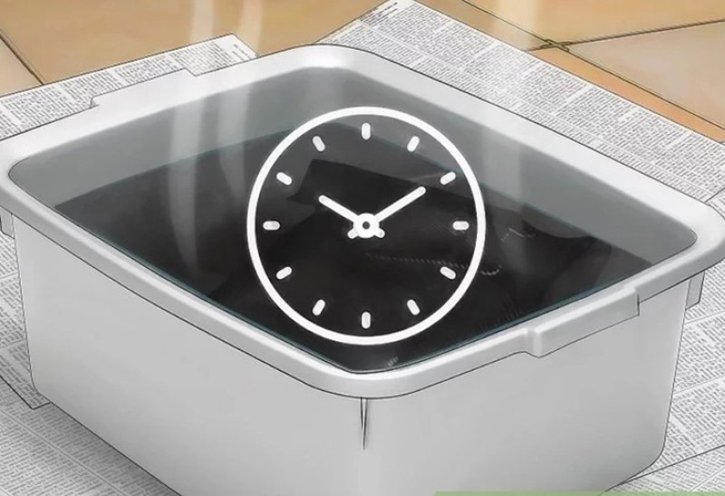 Ngâm quần áo trong thuốc nhuộm từ 30 đến 60 phút