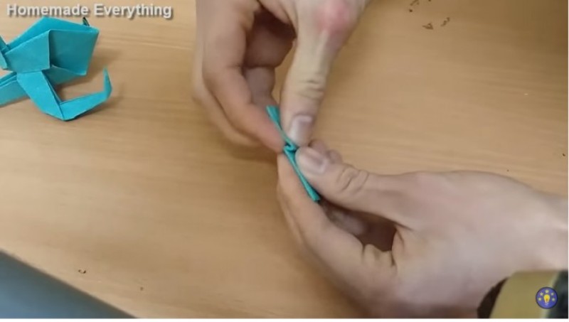 cách gấp trực thăng-Bước 7