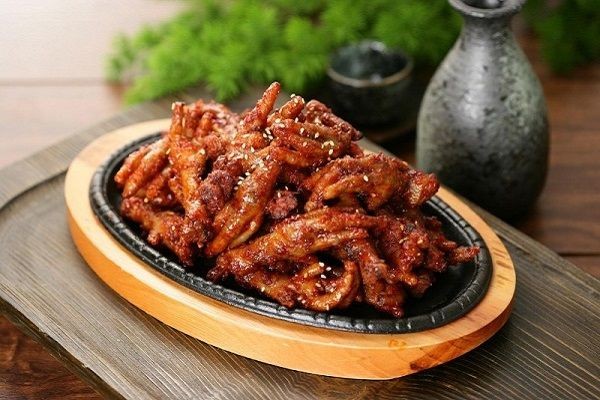 Cách Làm Chân Gà Xào Chua Ngọt Và Xào Sả Ớt Ngon Không Cưỡng Nổi