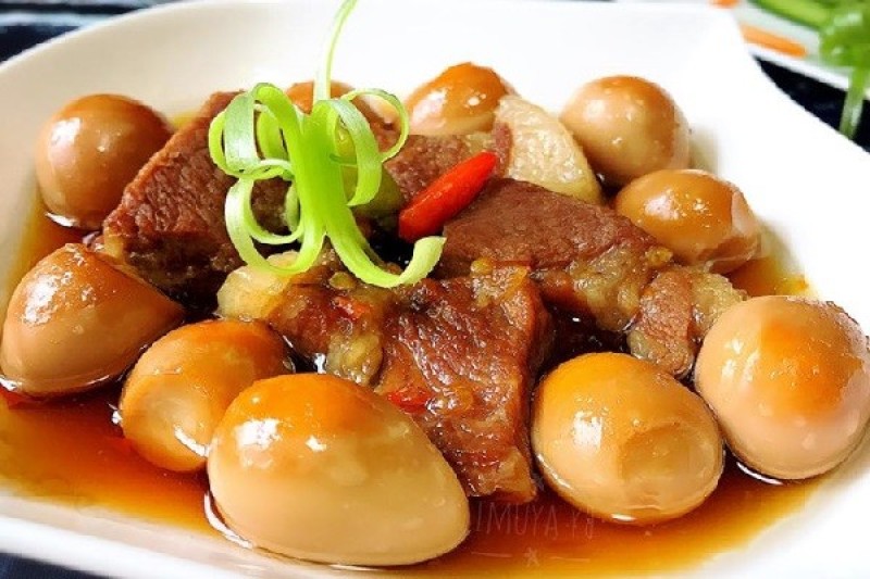 Thời gian hầm thịt nên vừa phải để tránh thịt quá mềm hoặc chưa thấm gia vị.