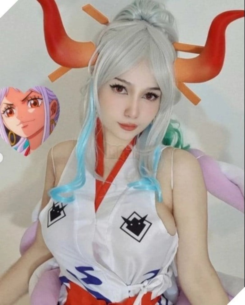 Cosplay thành các nhân vật nữ cực chuẩn trong One Piece, cô nàng nhận mưa lời khen