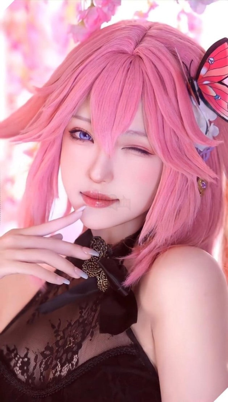 Genshin Impact: Cosplay Yae Miko với thần thái không thể nào xuất sắc hơn nữa