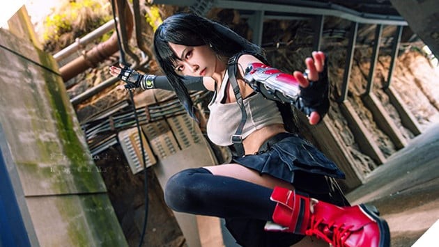 Cháy Hết Cả Người Với Loạt Ảnh Cosplay Tifa FF7 Remake Siêu Hấp Dẫn