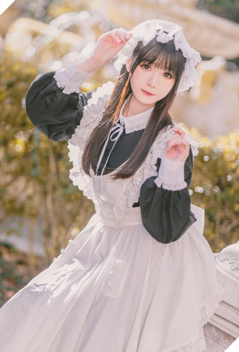 cosplay hầu gái