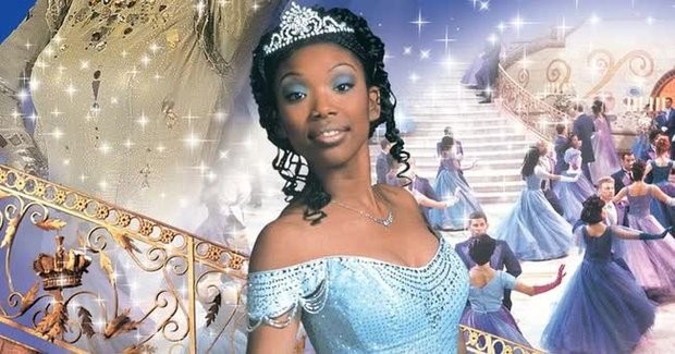 Đừng Buộc Tội Disney Tẩy Đen Lọ Lem!