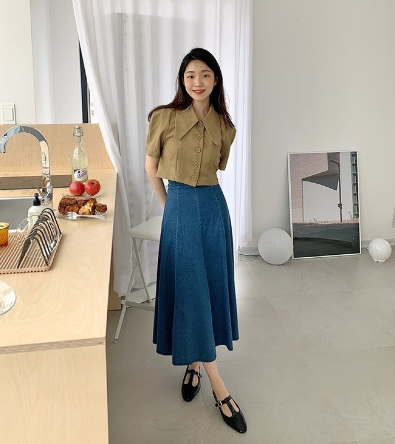 5 món đồ denim nhất định nên sắm để style mùa hè trẻ trung hơn - Ảnh 2.